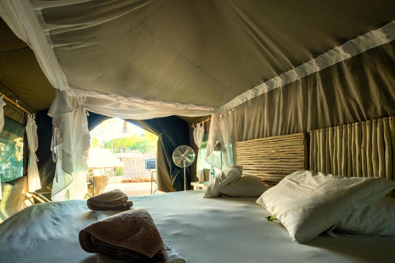 Urban Camp Hotel Windhoek Ngoại thất bức ảnh