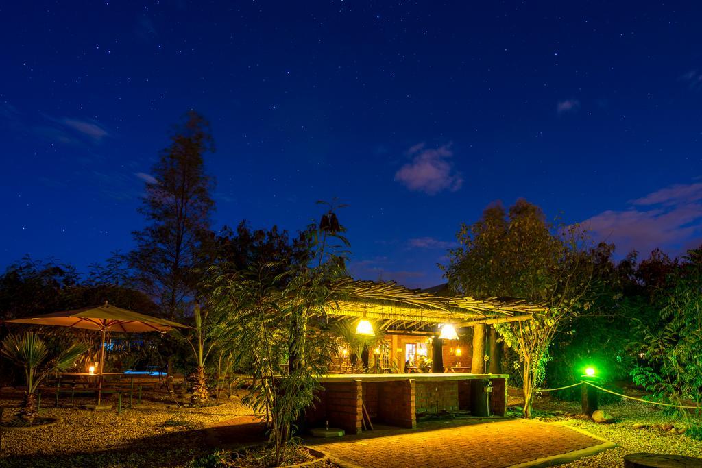 Urban Camp Hotel Windhoek Ngoại thất bức ảnh