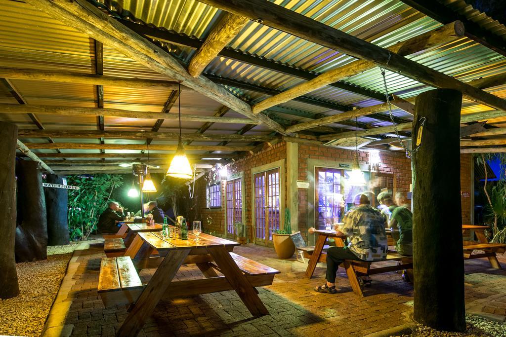Urban Camp Hotel Windhoek Ngoại thất bức ảnh